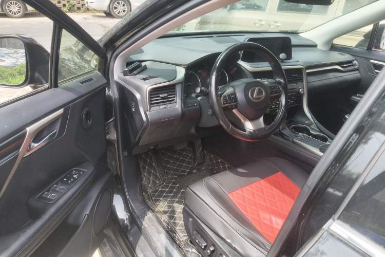 Used Lexus RX 2020 300 Two-Wheel Drive Elite Edition China VI Standard Driver Seat