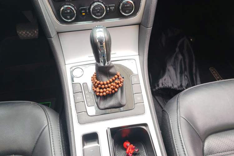 Used Volkswagen Passat 2014 1.8TSI DSG Prestige Navigation Edition