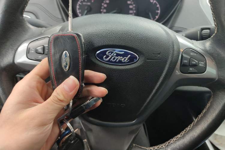 Used Ford Escort 2015 1.5L Automatic Comfort Edition Vehicle Key
