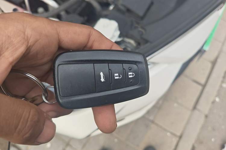 Used Toyota Corolla 2021 Dual-Engine 1.8L E-CVT Pioneer Edition
