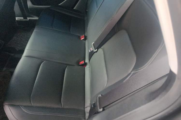 Used Geely Auto Emgrand 2022 4th Generation 1.5L CVT Luxury Model
