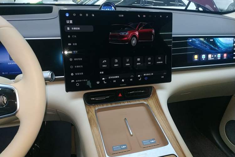 Used Hima AITO M7 2026 Model Range-Extending Ultra All-Wheel Drive 5-Seater Version
