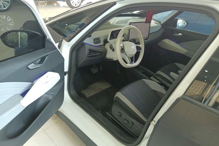 Used Volkswagen ID.3 2025 Smart Edition Ultra-Intelligent Oxygen Version