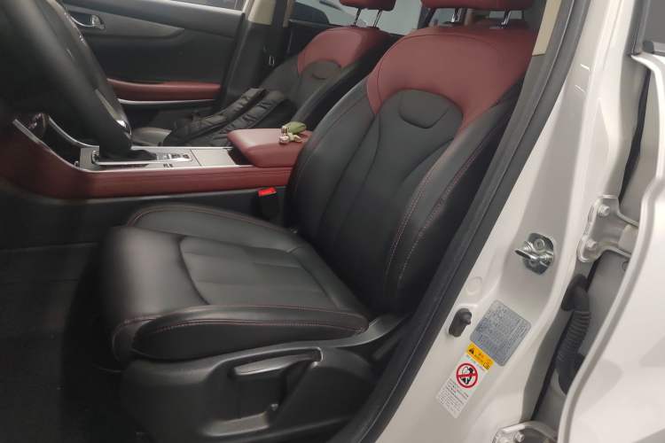 Used CHANGAN CS75 2022 Blue Whale Edition 1.5T DCT Luxury Model