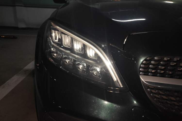 Used Mercedes-Benz C-Class 2021 C 260 L Sport Edition Right Front Headlight