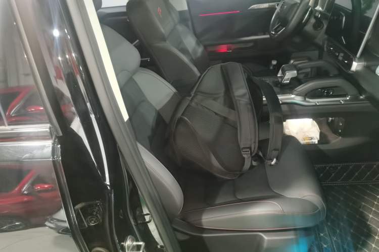 Used JETOUR Traveler 2023 2.0T All-Wheel-Drive CrossPRO
