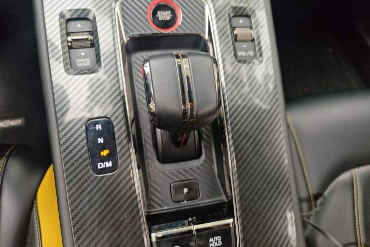 Used GAC Trumpchi EMPOW 2021 270T DCT J15 Version Gear Lever