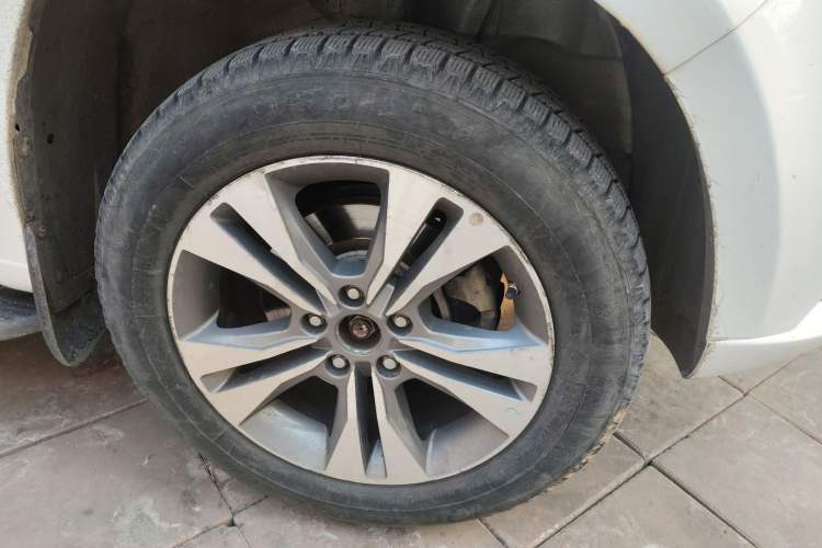 Used Chery Tiggo 3 2015 1.6L CVT ZhiShang Sport Edition