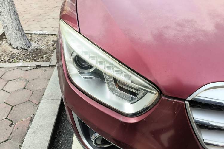 Used Bestune X80 2013 2.0L automatic comfort version
