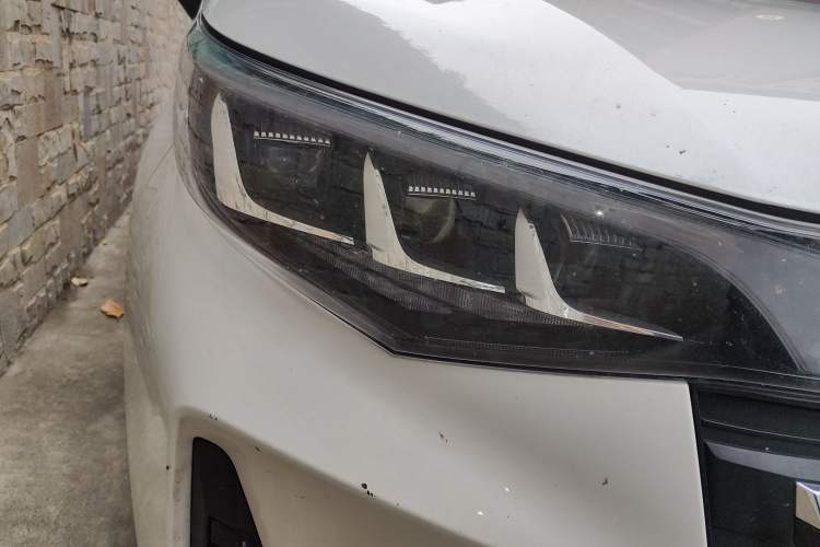 Used GAC Trumpchi M6 2023 PRO 270T DCT Luxury Edition