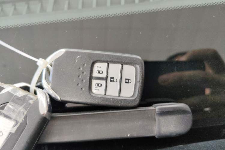 Used Honda Odyssey 2017 2.4L Supreme Edition
