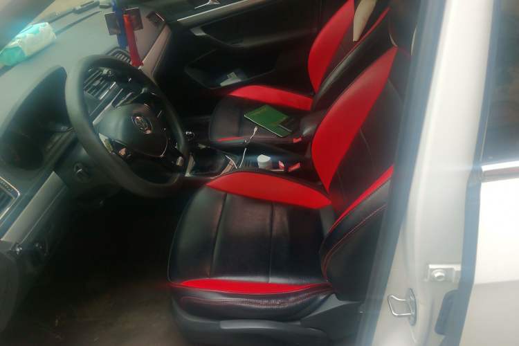 Used Volkswagen Lavida 2017 1.6L Manual Fashion Edition
