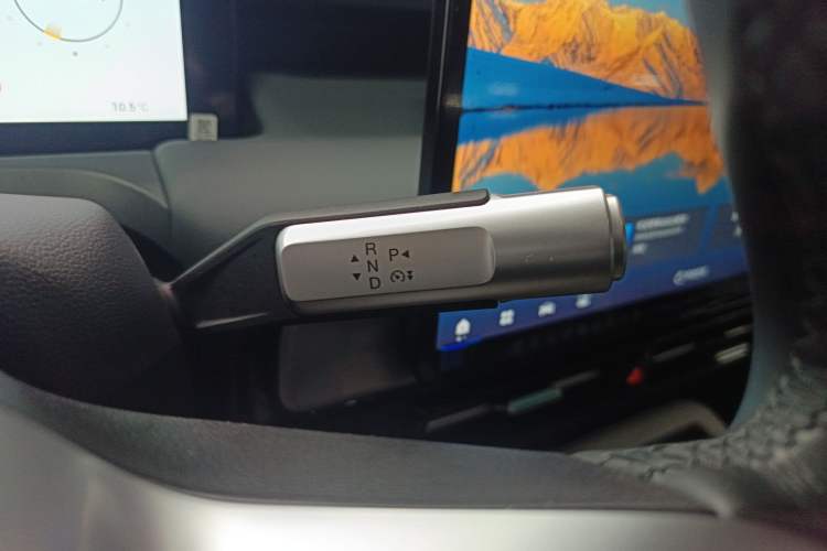 Used AION Y 2023 Younger