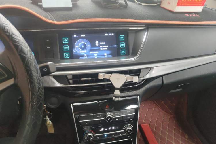 Used CHANGAN KAICHENG Oushang A600 2019 1.5L Manual Simple Edition