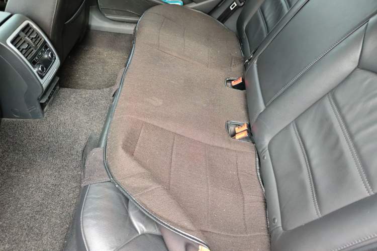 Used Volkswagen Passat 2015 1.8TSI DSG Prestige Edition Left Rear Seat