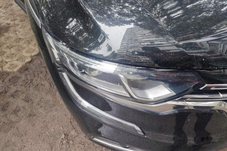 Used Renault Koleos 2017 2.0L Two-Wheel-Drive Leading Edition
