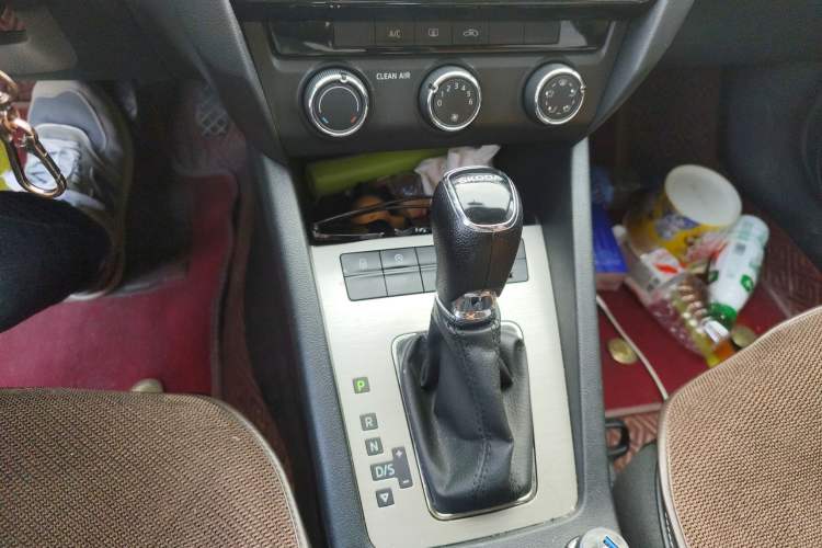 Used Skoda Octavia 2022 1.5L Automatic Comfort Edition