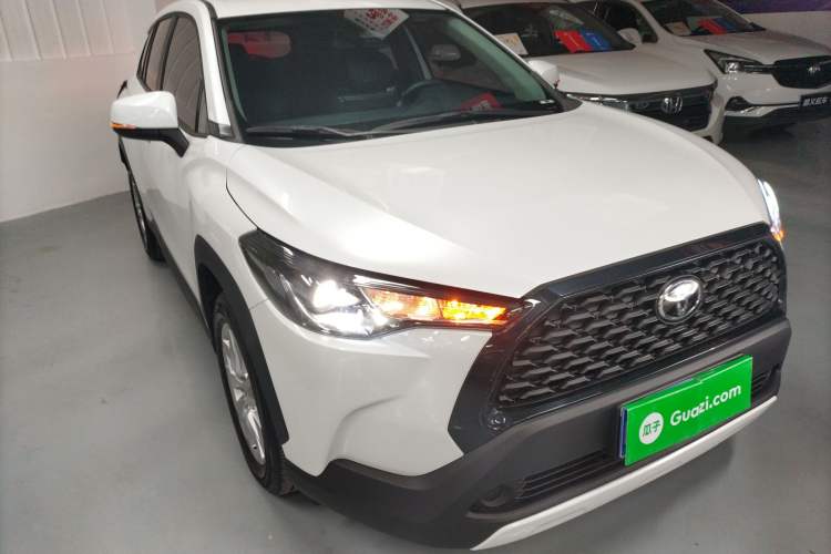 Used Toyota Corolla Cross 2023 2.0L Elite Edition Front Right 45 Deg