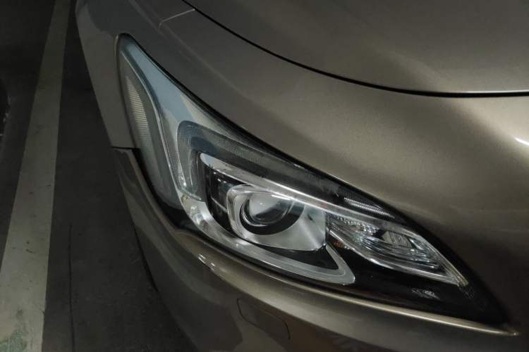 Used Buick LaCrosse 2016 28T Premium Edition
