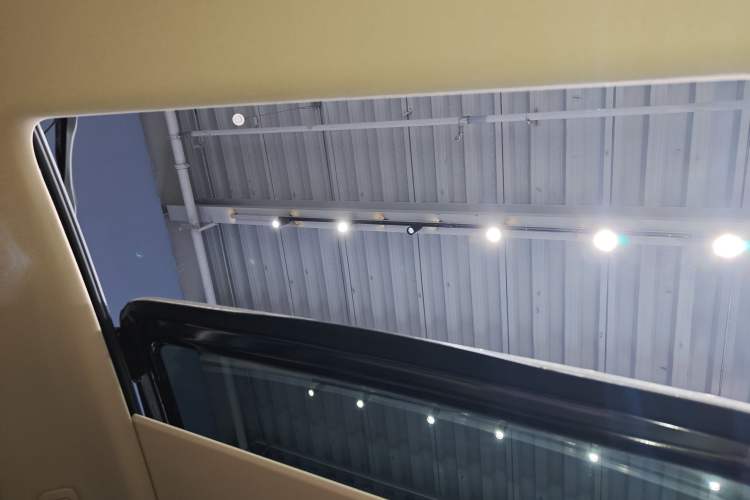 Used Hima AITO M7 2024 1.5T Intelligent Driving 4WD Max Edition 5 Seats Headliner