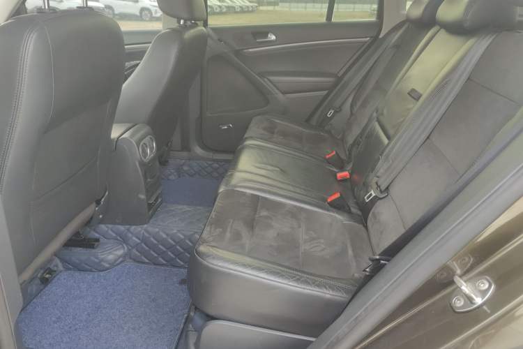 Used Volkswagen Tiguan 2013 2.0 TSI Automatic All-Wheel-Drive Flagship Edition