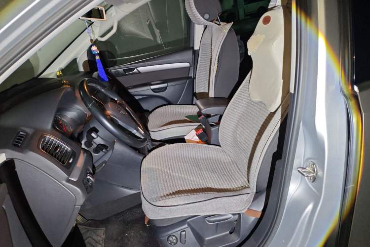 Used Volkswagen Sharan 2013 1.8TSI Standard Model Euro IV
