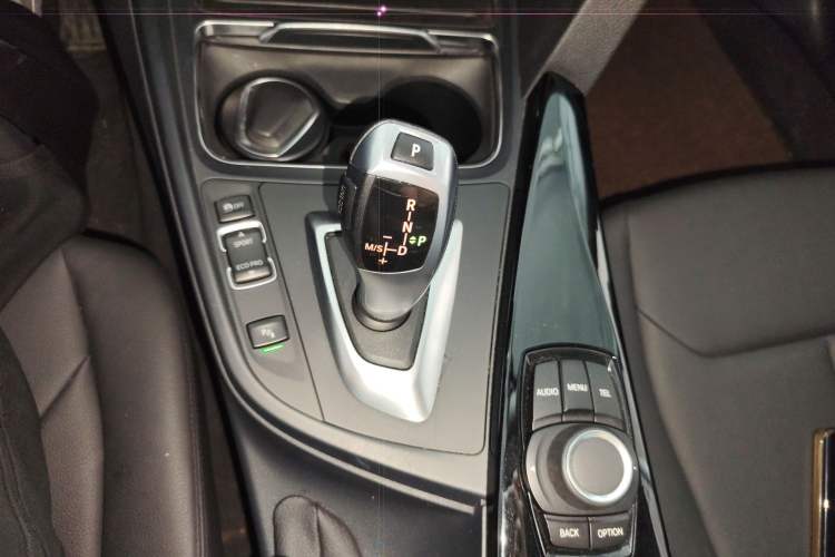 Used BMW 3 Series 2017 320Li Fashion Model
