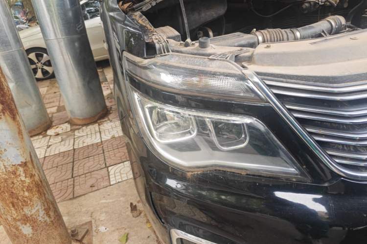 Used FORTHING Lingzhi 2019 M5L 1.6L 7-Seater Luxury Model China VI Standard