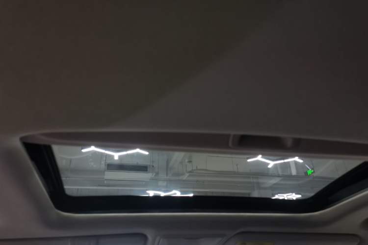 Used Honda Elysion 2022 2.0L eHEV Luxury Edition