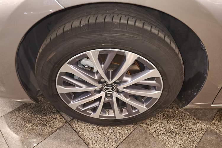 Used Lexus ES 2022 200 Excellence Edition