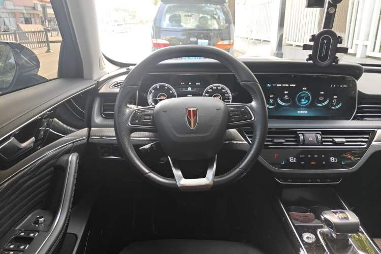 Used Hongqi HS5 2022 Revised Version 2.0T Smart Connect Flagship Edition
