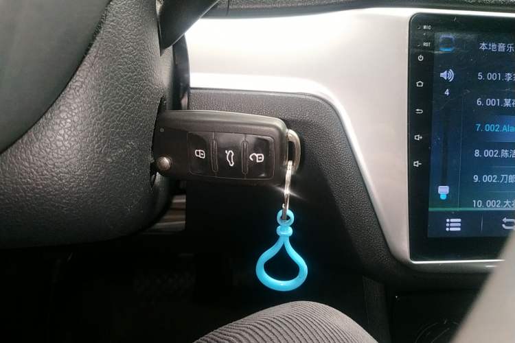 Used Volkswagen Lavida 2017 1.6L Automatic Fashion Edition
