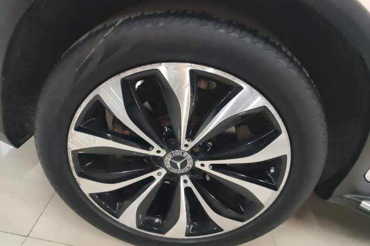 Used Mercedes-Benz GLC Coupe 2017 GLC 260 4MATIC Coupe SUV Right Rear Wheel Hub