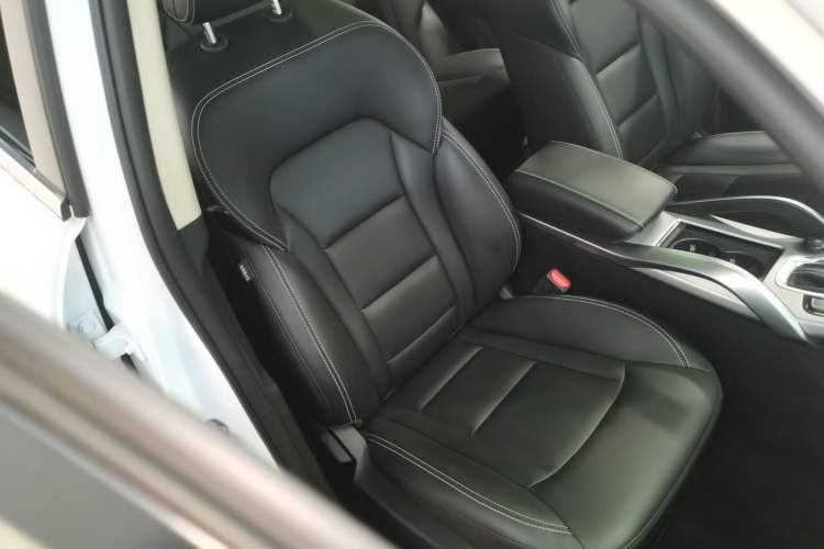 Used Geely Auto Emgrand X7 Sport 2016 1.8TD Automatic ZhiShang Model