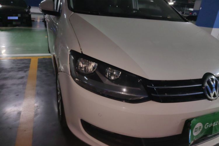 Used Volkswagen Sharan 2013 1.8TSI Standard Model Euro IV Right Front Headlight