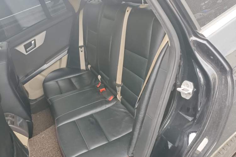 Used Mercedes-Benz GLK-Class 2015 GLK 260 4MATIC Dynamic Edition Ultimate Version Left Rear Seat