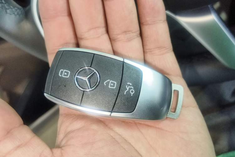 Used Mercedes-Benz GLE 2022 GLE 350 4MATIC Stylish Model
