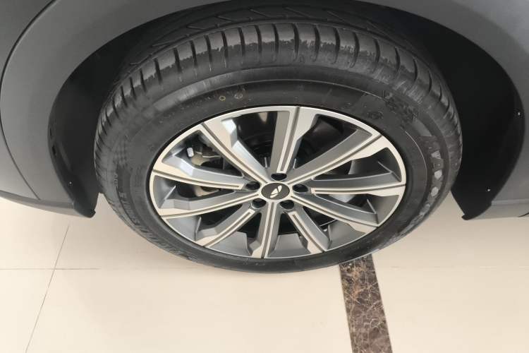 Used Chery Fengyun T9 2025 120 Long-Range Luxury Version 7 Seats Lithium Iron Phosphate Exterior 4