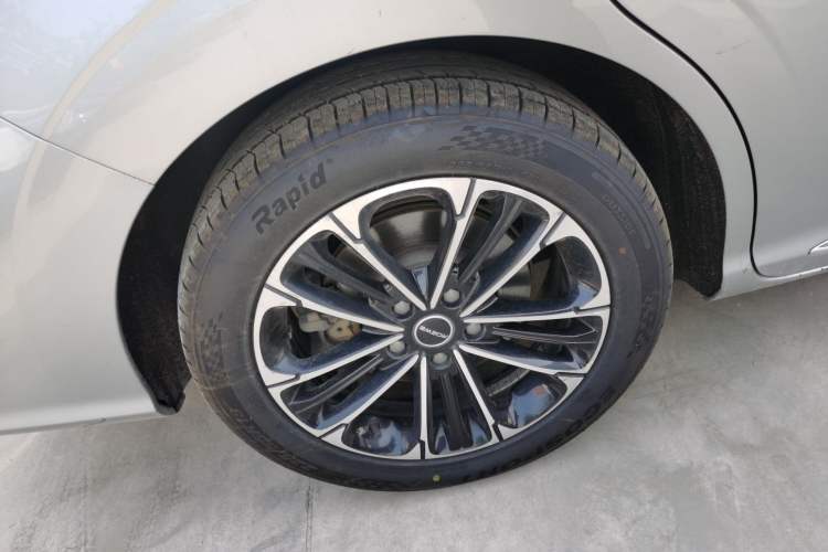 Used Roewe iMAX8 2021 400TGI Supreme Series Ultimate Edition Right Rear Wheel Hub