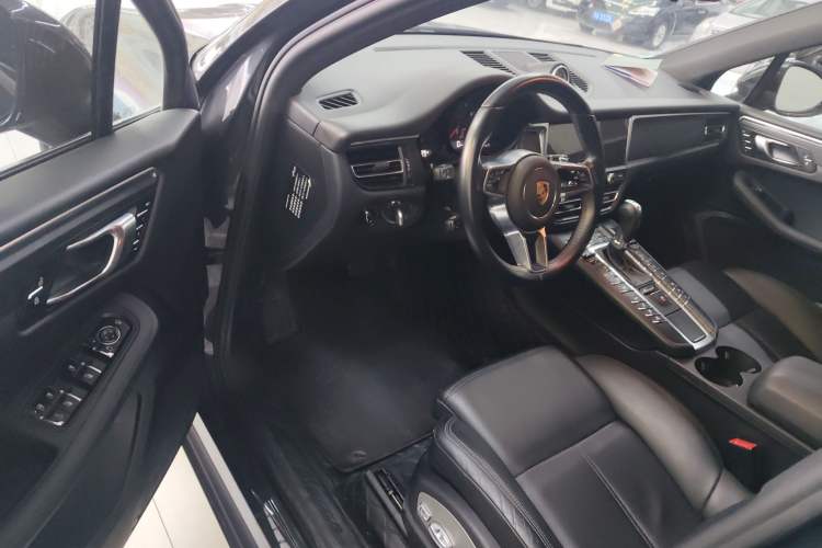 Used Porsche Macan 2021 Macan 2.0T
