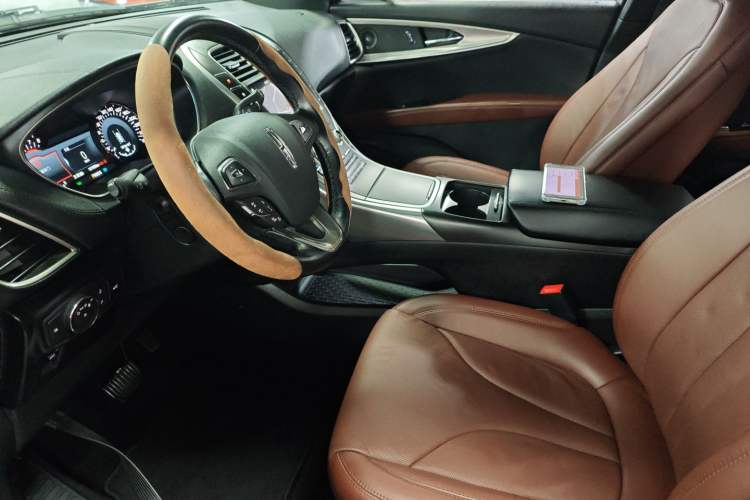 Used Lincoln MKX 2017 2.0T Four-Wheel Drive Zunya Edition