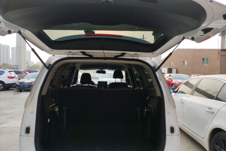 Used Baojun 730 2019 1.5T CVT Fashion Model 7 Seats China V Emission Standard Trunk