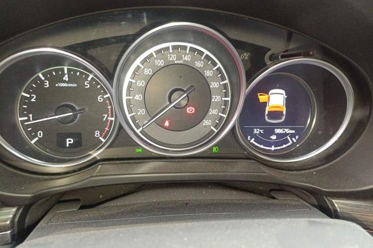 Used Mazda CX-5 2018 2.5L Automatic 4x4 i-ELOOP ZhiZun Version China VI Standard Instrument Cluster