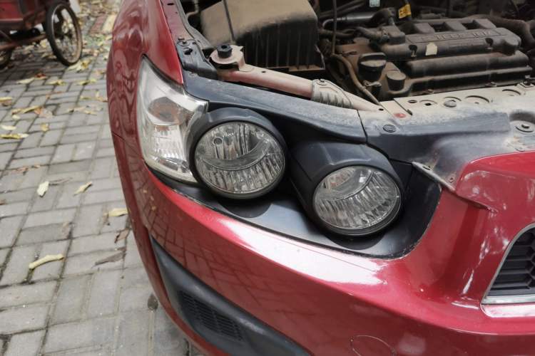 Used Chevrolet Aveo Sonic 2011 Sedan 1.4L MT SL
