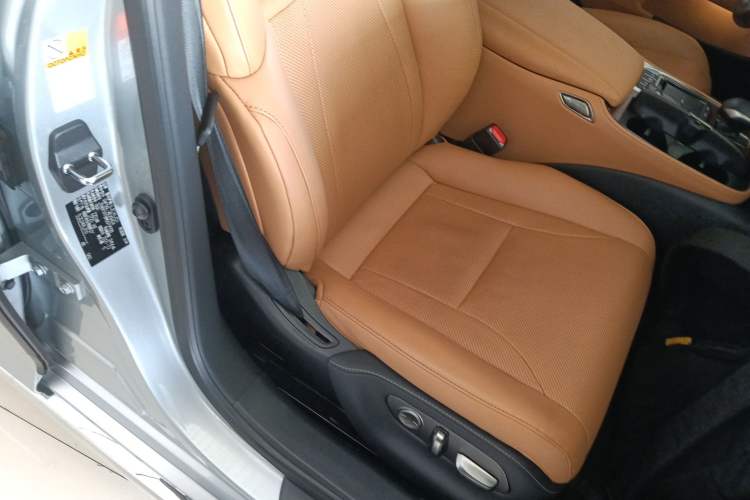 Used Lexus LS 2021 500h Excellence Edition
