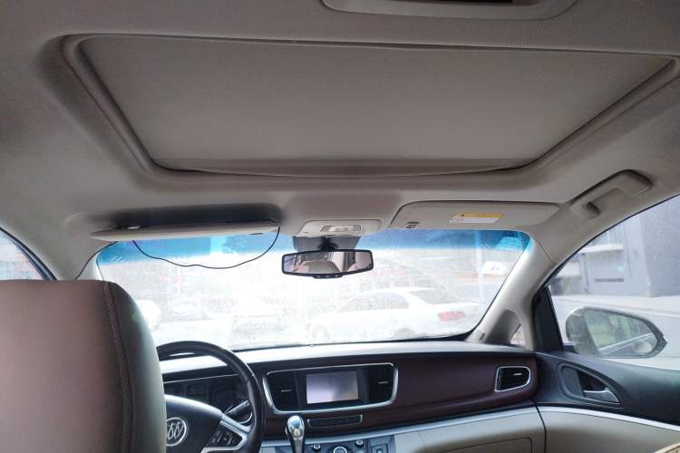 Used Buick GL8 2014 2.4L LT Luxury Business Executive Edition
