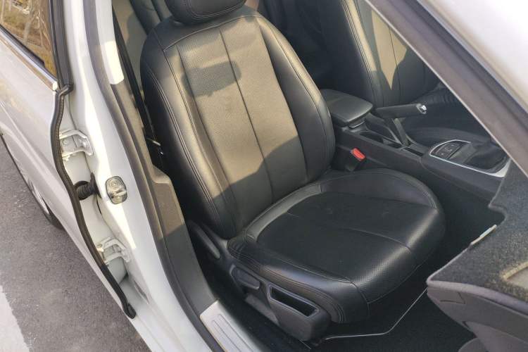 Used Peugeot 308S 2015 1.2T Automatic Jingchi Edition