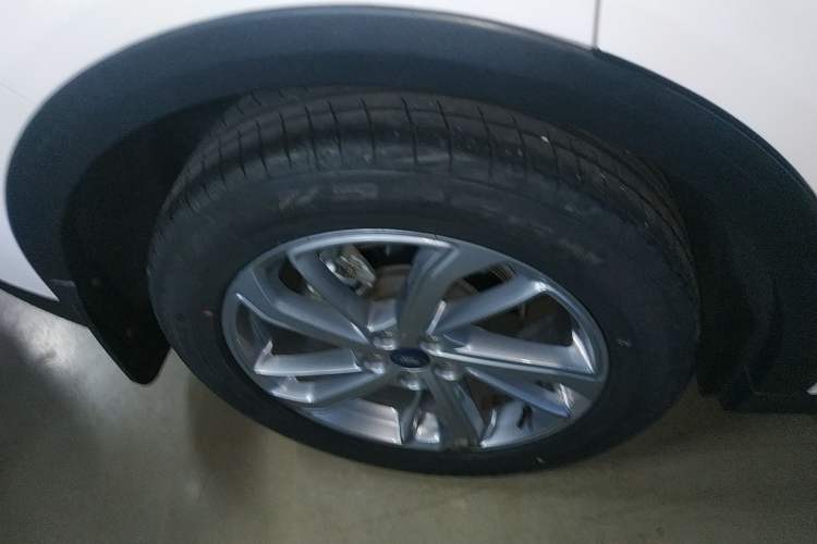 Used Ford EVOS 2022 EcoBoost 245 Style Edition Exterior 6