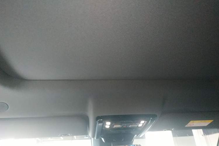 Used Formula Leopard 5 2023 Explore Edition
