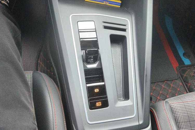 Used Volkswagen Golf GTI 2021 380TSI DSG GTI Gear Lever